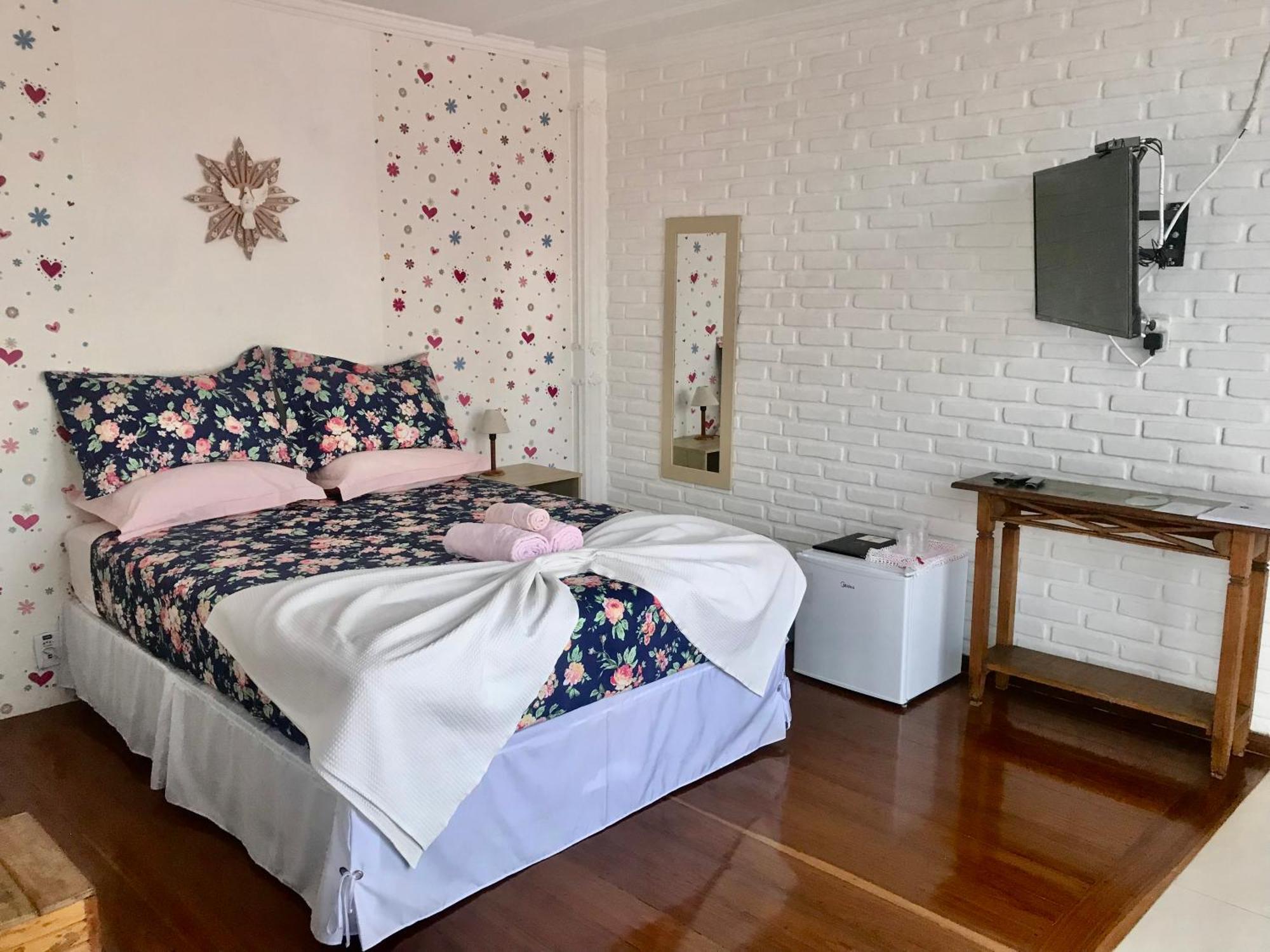 Hospedaria Casa Real Santa Cruz de Minas Eksteriør bilde